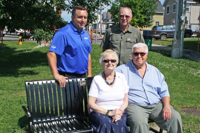 Lemire bench