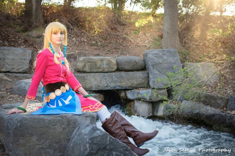 Annie DeRochie CoTiCon 2016 - 002