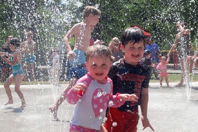 Riverdale Park Splashpad 001