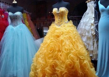 Buying a Prom Dress:  The Ultimate Guide