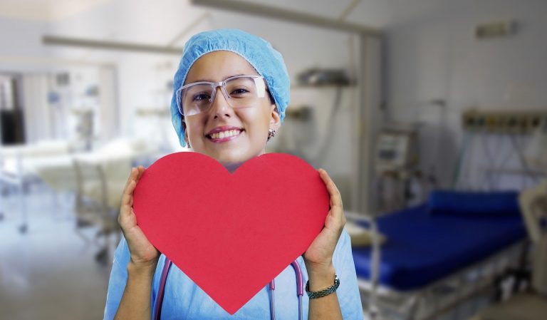 nurse-3624463_1920