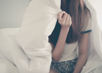 So Worth the Hype! – 10 Reasons to Buy Yourself a Weighted Blanket