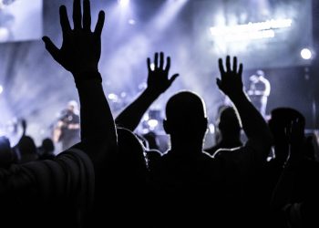 Take Your Band on the Road with Customized Merchandise