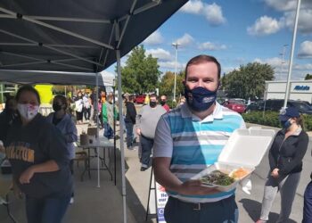 Tampicos raises over $2000 for the Optimist Club while giving loyal clients a taste of nostalgia.