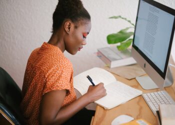 woman in front of her computer