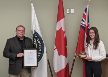 TOWNSHIP OF SOUTH STORMONT PRESENTS INAUGURAL YOUTH VOLUNTEER OF THE YEAR AWARD