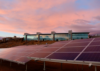 Top Reasons Why Business Are Turning to Solar Power