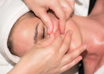 Enhance Your Beauty And Become More Attractive With These Easy Tricks