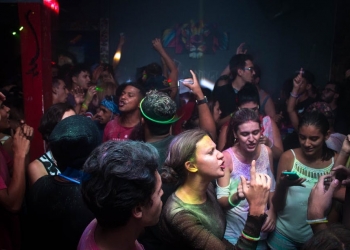 Having Trouble Picking The Right Music For Your Party? Here Are Some Tips