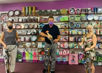Local business expands into the world of balloons and party supplies!