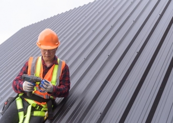 How to Prepare for Winter Roofing Emergencies