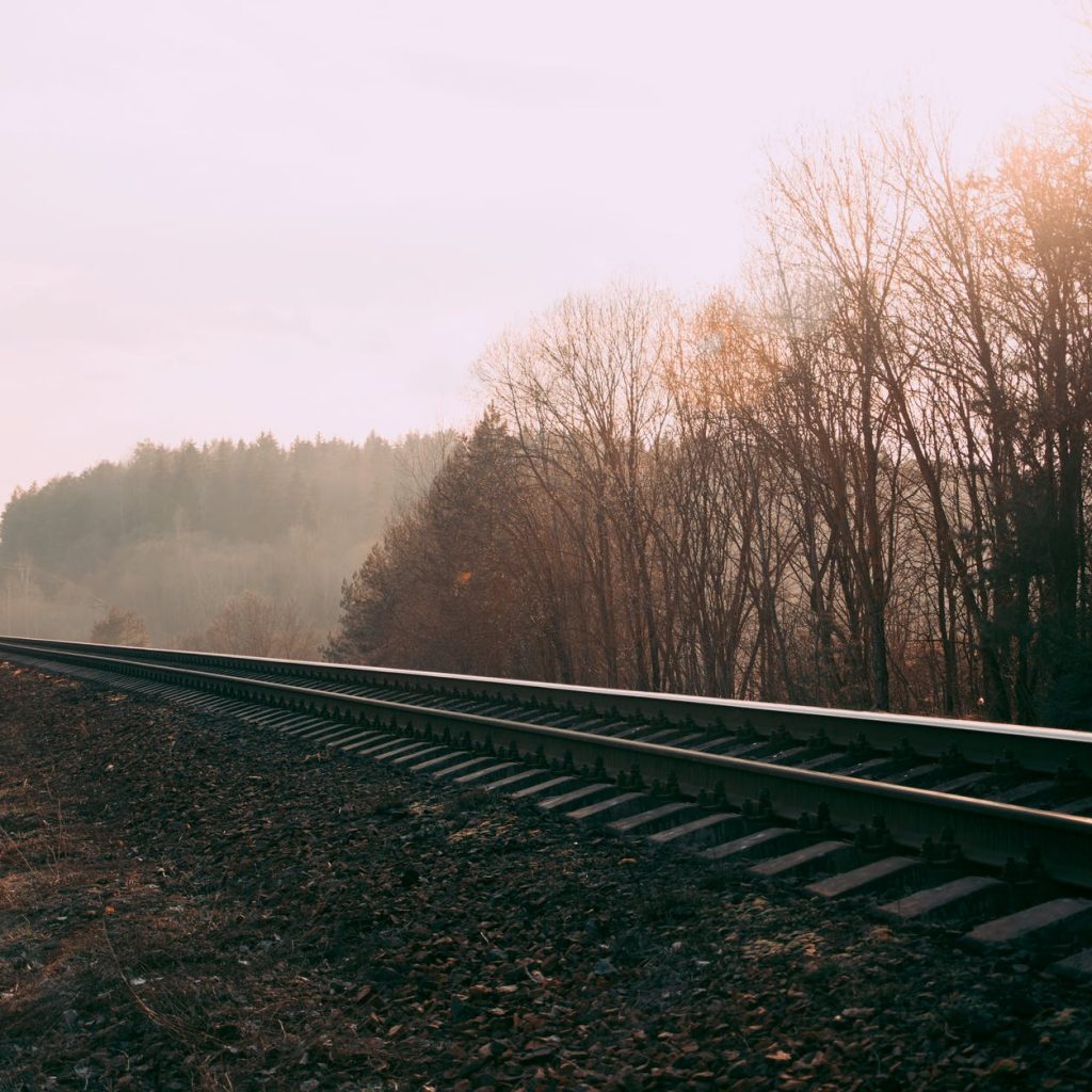 train rails photography