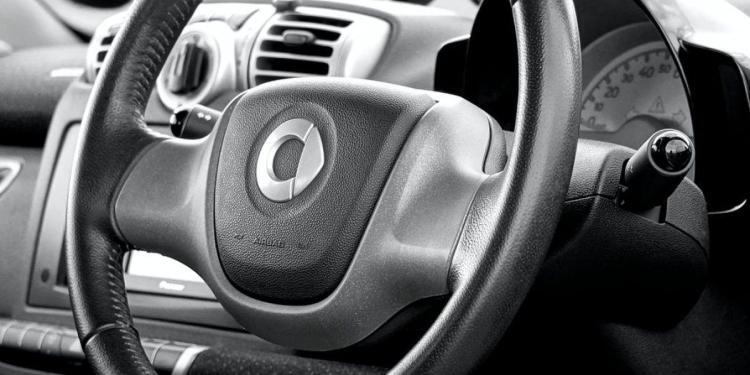 black smart car steering wheel