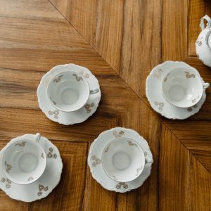 wood restaurant dawn fashion