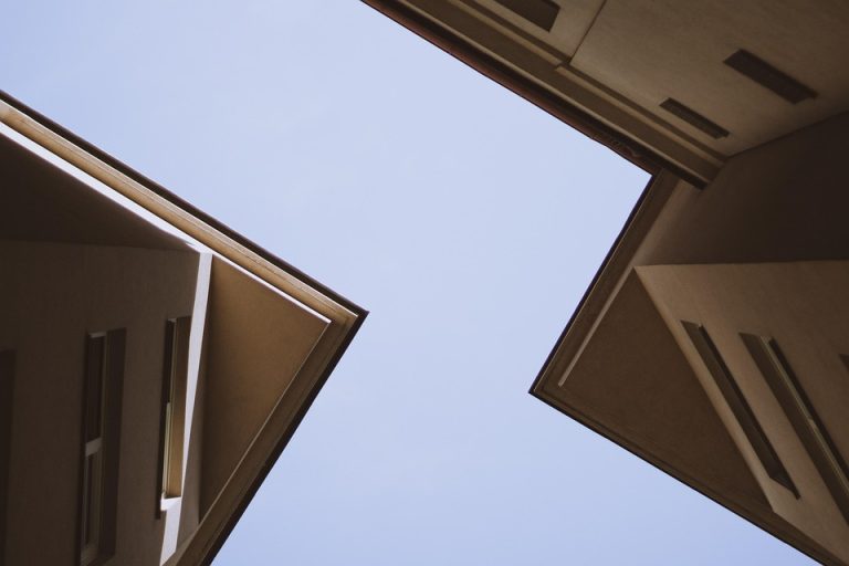 roof-4374705_960_720