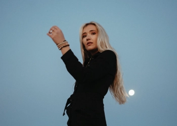 Five Questions with musician Chloé Caroline