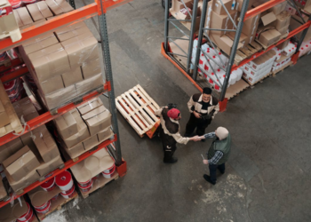 Getting Your Career Off The Ground: How To Get Into Supply Chain Management