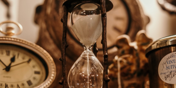 shallow focus of clear hourglass