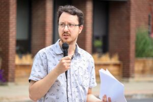 Five Questions with journalist Nick Seebruch