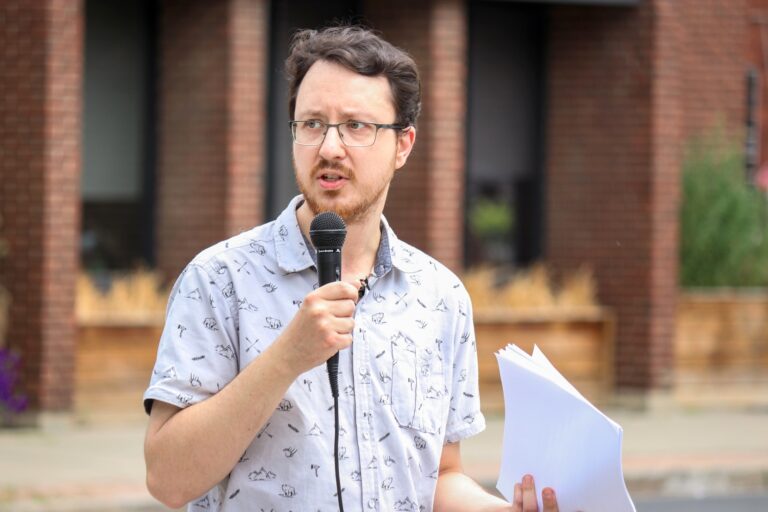 Five Questions with journalist Nick Seebruch