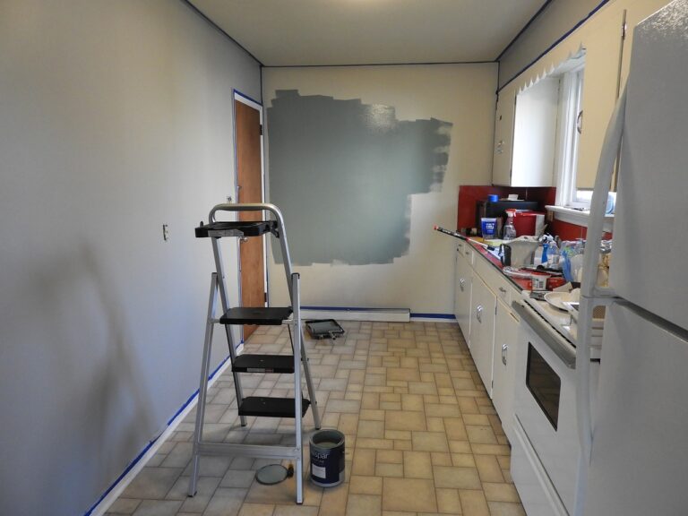 paint-2247394_1280