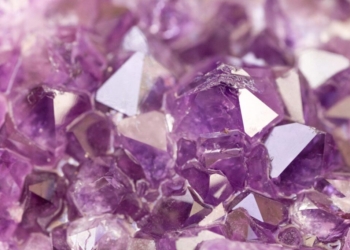 The Versatile Uses of Flatback Rhinestones From Fashion to Home Decor