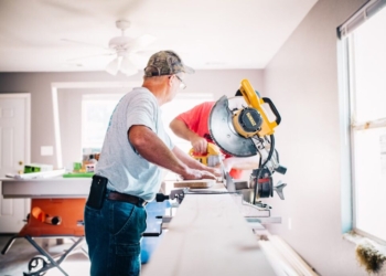 Renovate with Confidence: Finding Trusted Kitchen and Bathroom Contractors