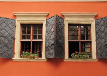Fixing Serious Window Damage: 6 Tips That Can Help