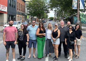 Shop & dine Downtown this Thursday at Stroll the Streets