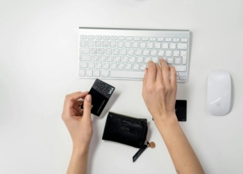 Important Things to Consider When Shopping Online