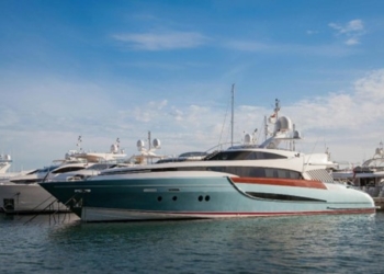Yachting in Style: Luxury Yachts for Rent in the UAE and How to Choose Them