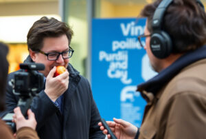 openart-image_iEYlLmSc_1732809216341_raw