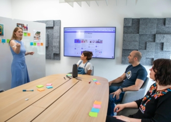 A Guide to Planning a Team Building Day That Fosters Stronger Team Dynamics