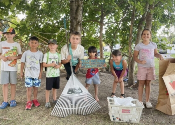 The “U-Shape” where friendships grow 