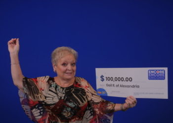 ALEXANDRIA RESIDENT CELEBRATES $100,000 ENCORE WIN