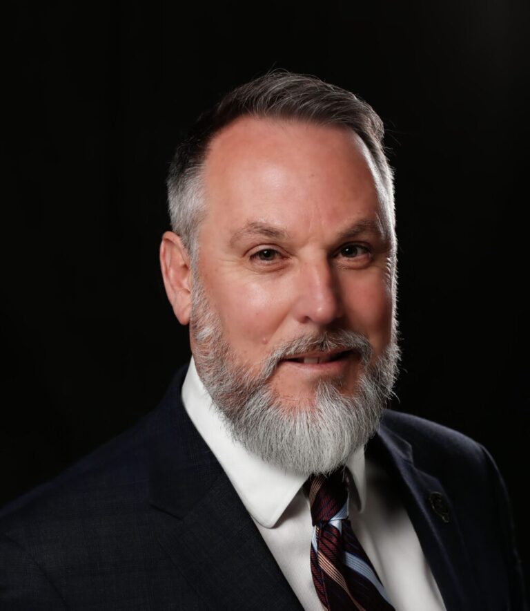 Cummings Returns as Chair