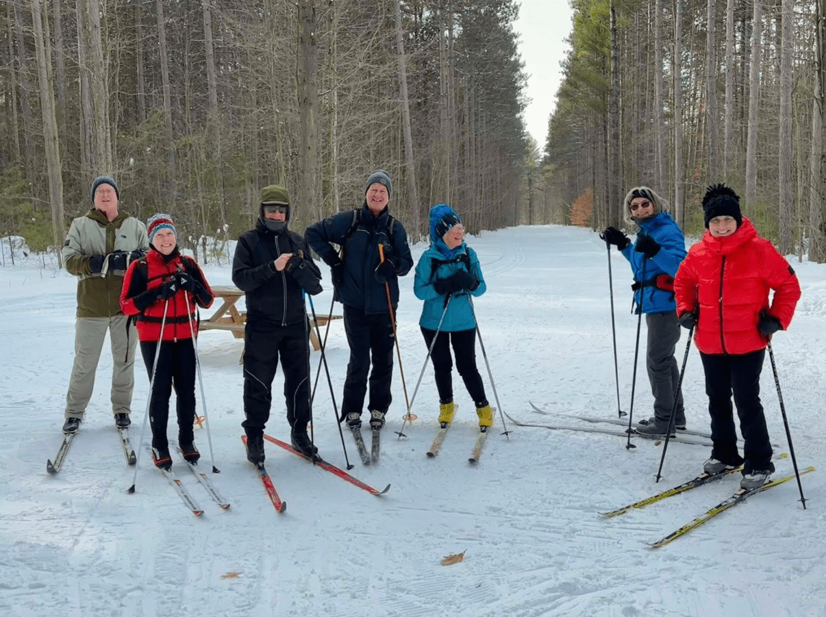 Outdoor club skiing