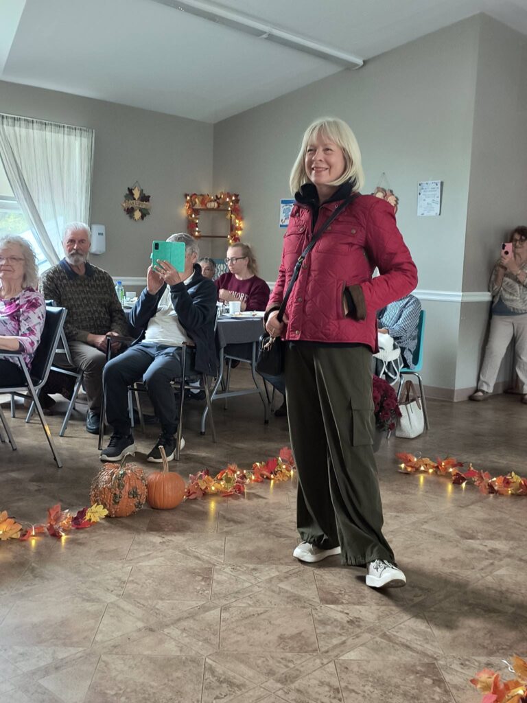 Photo shared by Mai-Liis Renaud: OUT and ABOUT with Seeker Chick Mai-Liis: I don’t have too many…