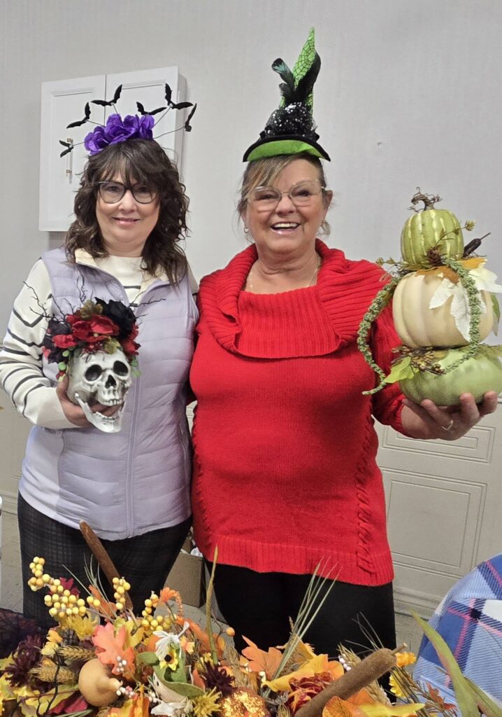Photo shared by Mai-Liis Renaud: OUT and ABOUT with Seeker Chick Mai-Liis stopped by the Halloween Crafter’s…