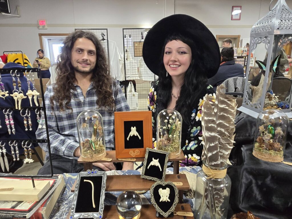 Photo shared by Mai-Liis Renaud: OUT and ABOUT with Seeker Chick Mai-Liis stopped by the Halloween Crafter’s…