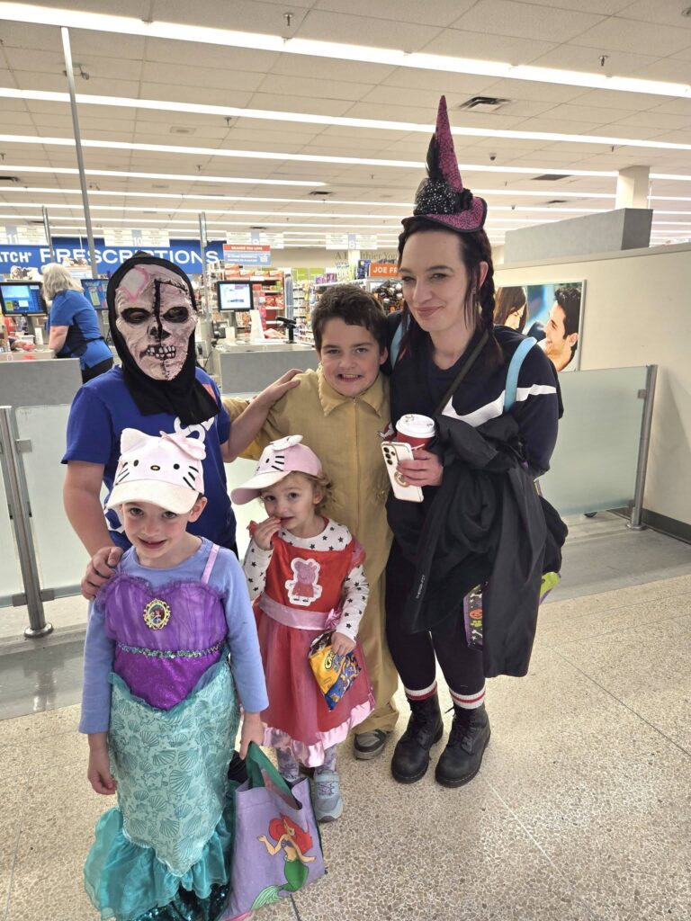 Photo shared by The SDG&A Cornwall Seeker - Events and Happenings in Cornwall Ontario: OUT and ABOUT with Seeker Chick Mai-Liis stopped in at Cornwall Square…